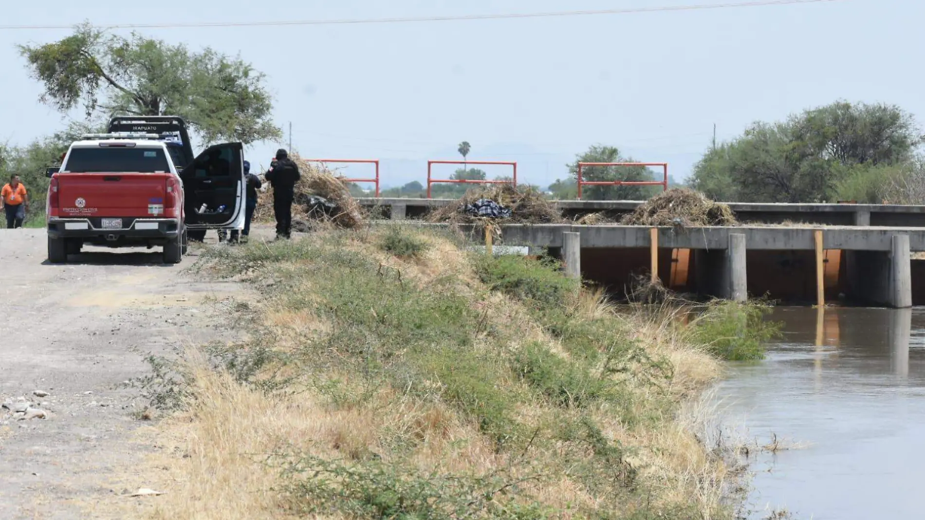 hombre que cayó a Canal de Coria (2)